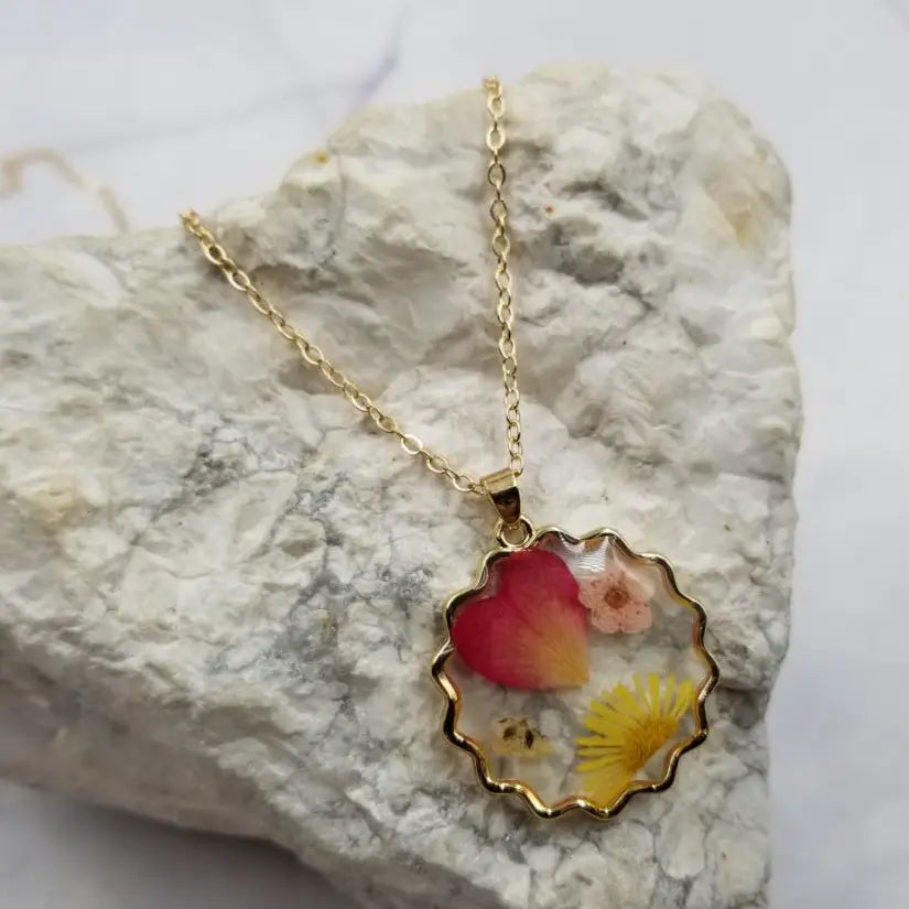 Dried Floral Sunflower Necklace