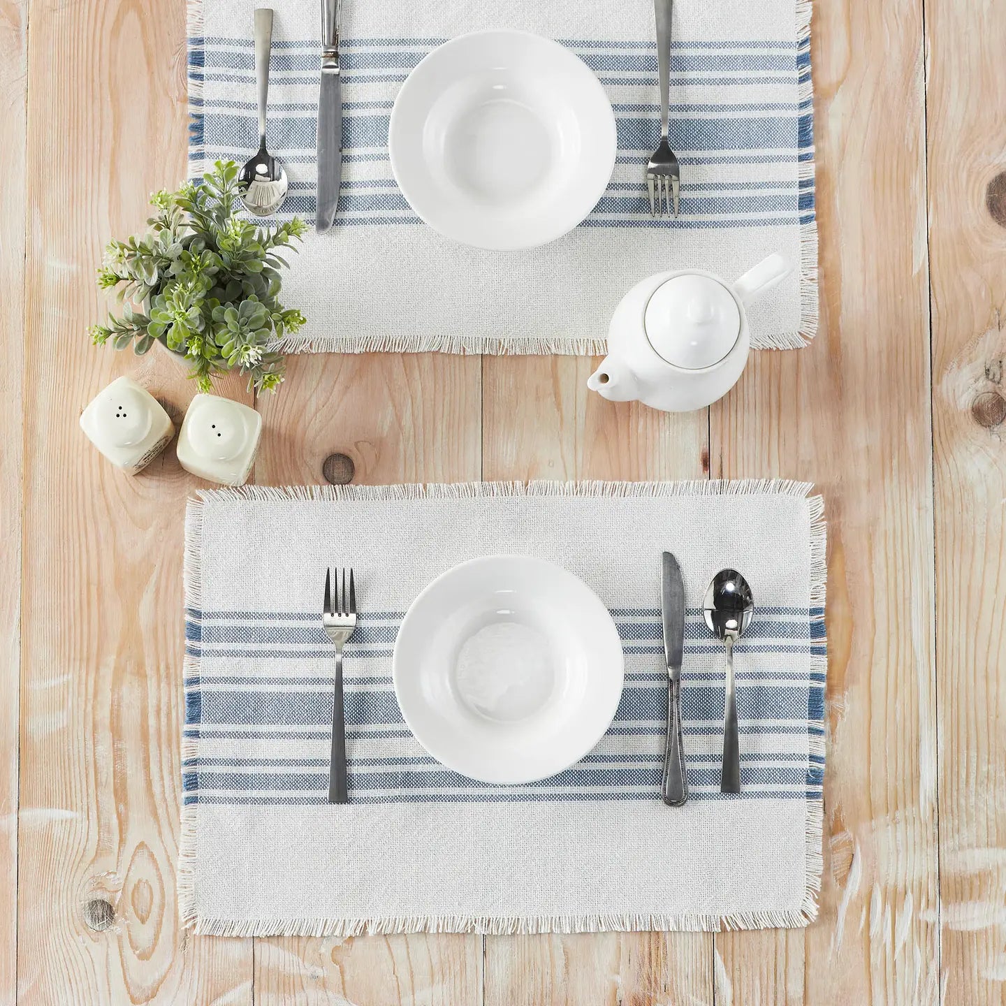 Antique White Stripe Blue Indoor/Outdoor Placemat