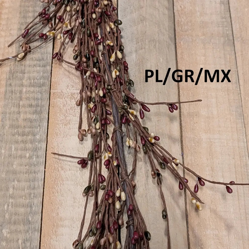 PLUM/GREEN/TAN Berry Garland