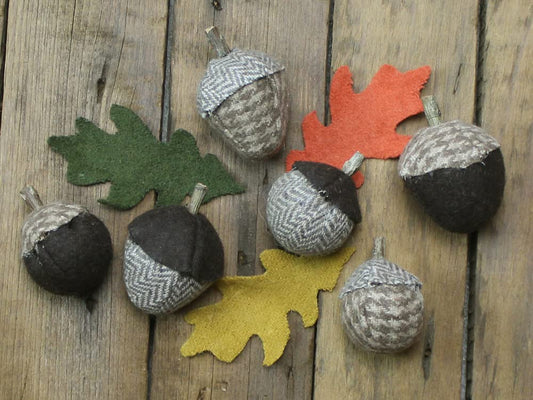 Acorn and leaves fill set